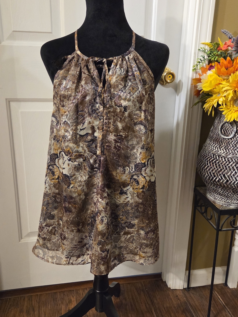 Brown Floral Halter-Style Tie-Neck Camisole
